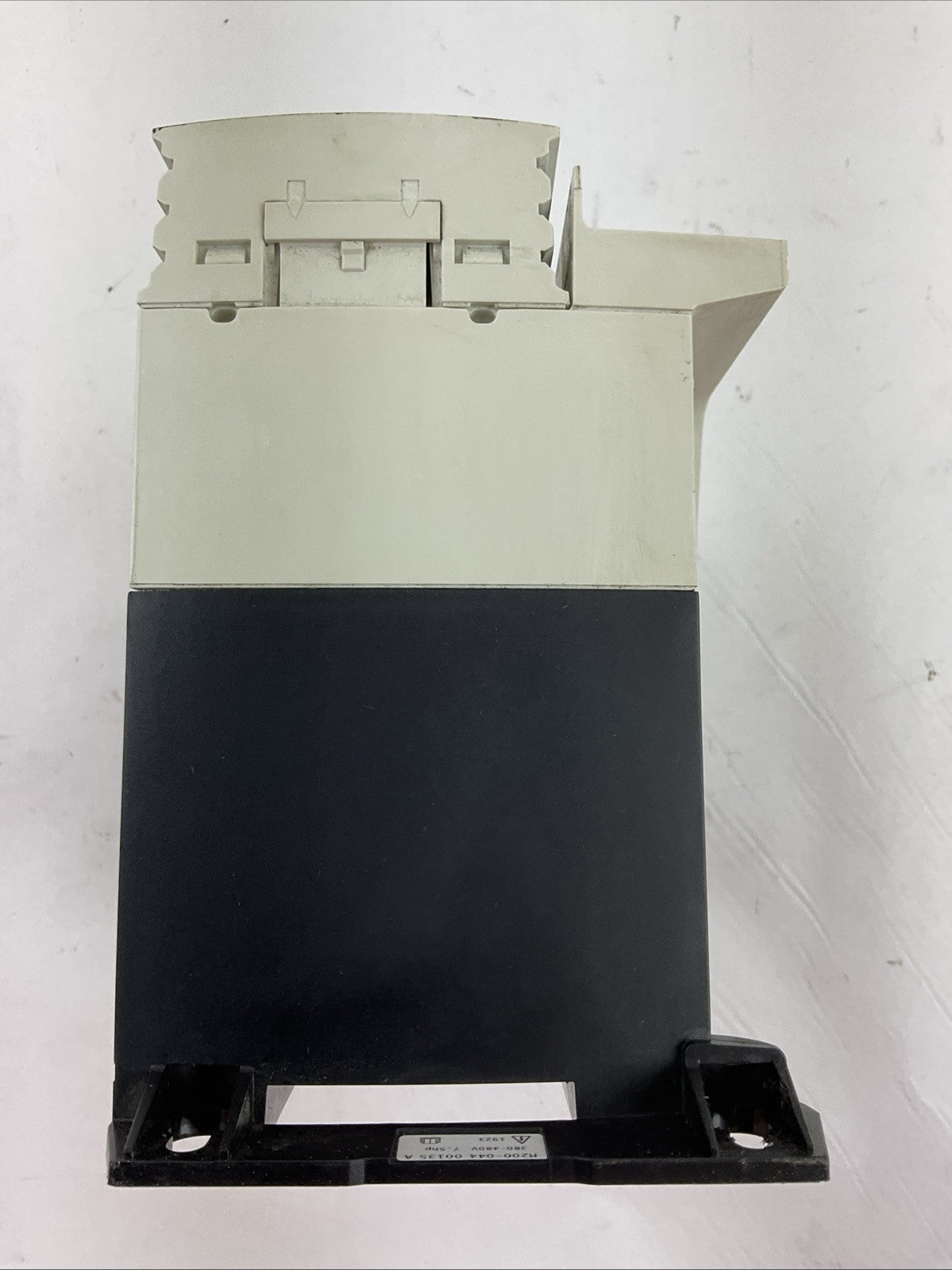 NIDEC CONTROL TECHNIQUES M200-044 00135 A 7.5HP OUTPUT 0-480VAC 13.5A AC DRIVE5