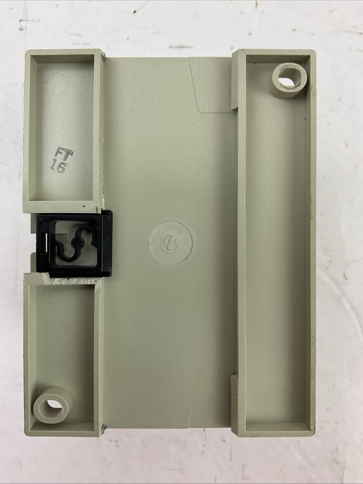 STI 43776-0010 SAFETY RELAY RM-2 INPUT 24VDC OUTPUT 250VAC5