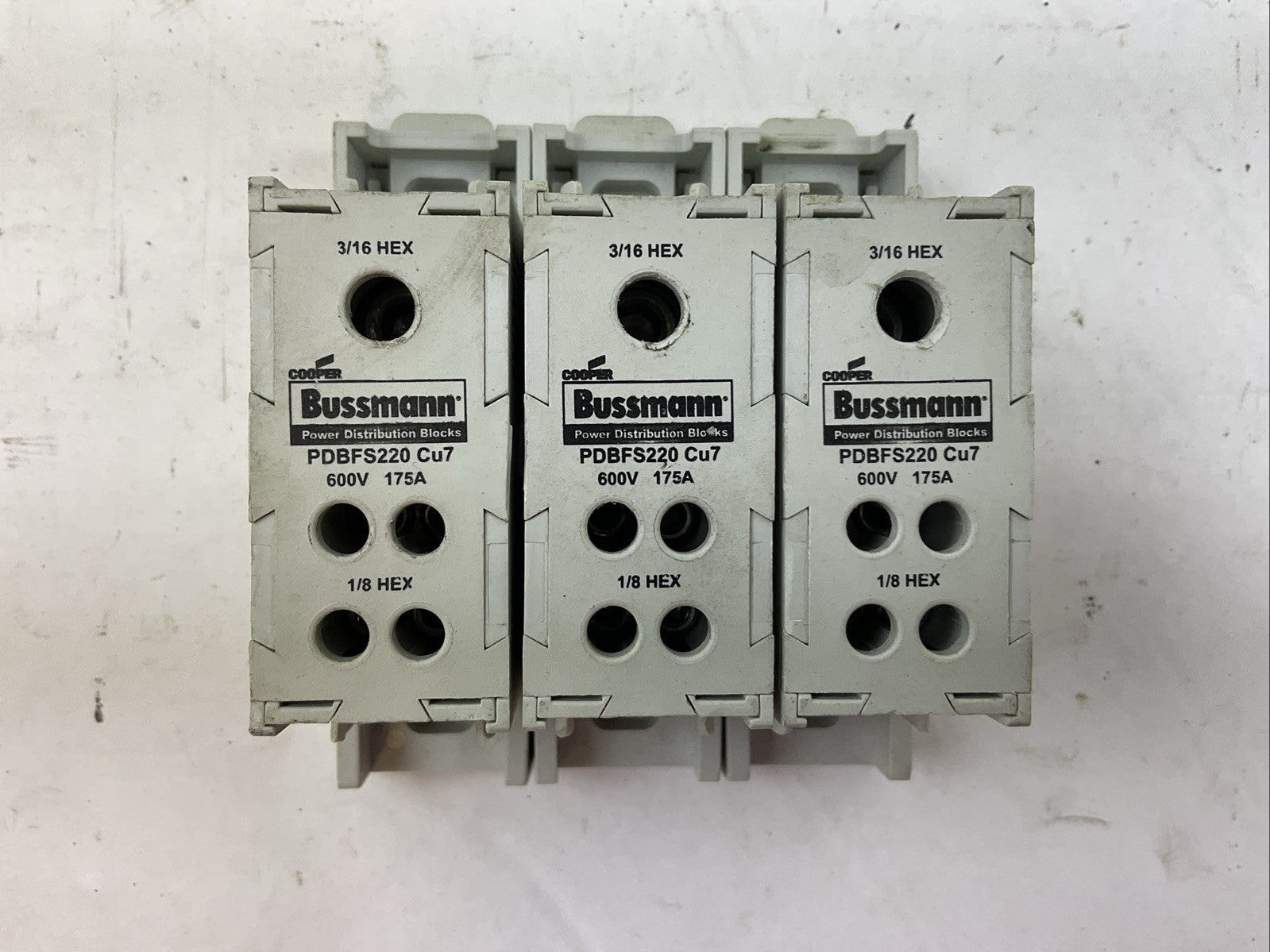 BUSSMANN PDBFS220 POWER DISTRIBUTION BLOCK 600V 175A (LOT OF 3)0