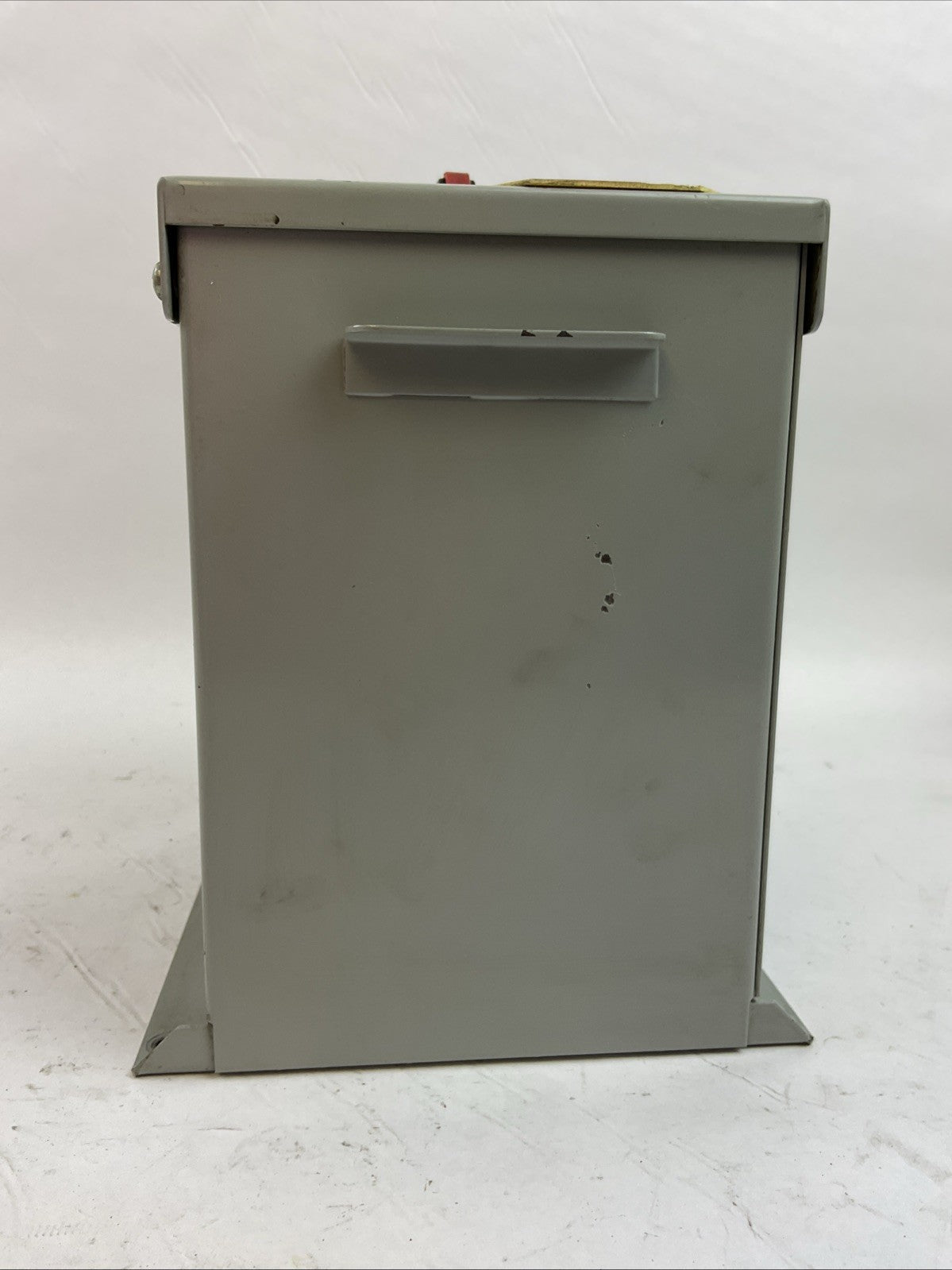 DAYKIN MDGTB-05 DISCONNECT SWITCH TRANSFORMER 1000VA PRI 480V 2.3A SEC 120V 8.3A5